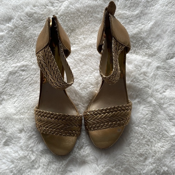 Michael Kors woven strappy heels - Picture 2 of 8